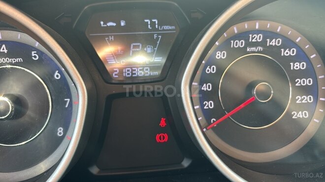 Hyundai Elantra 2014, 220,000 km - 1.6 л - Bakı