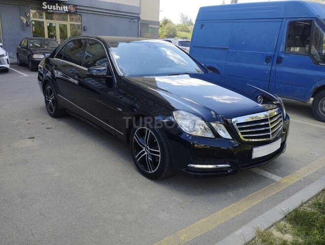Mercedes E 250 2012, 326,500 km - 2.1 l - Bakı