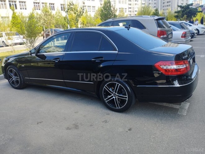 Mercedes E 250 2012, 326,500 km - 2.1 l - Bakı