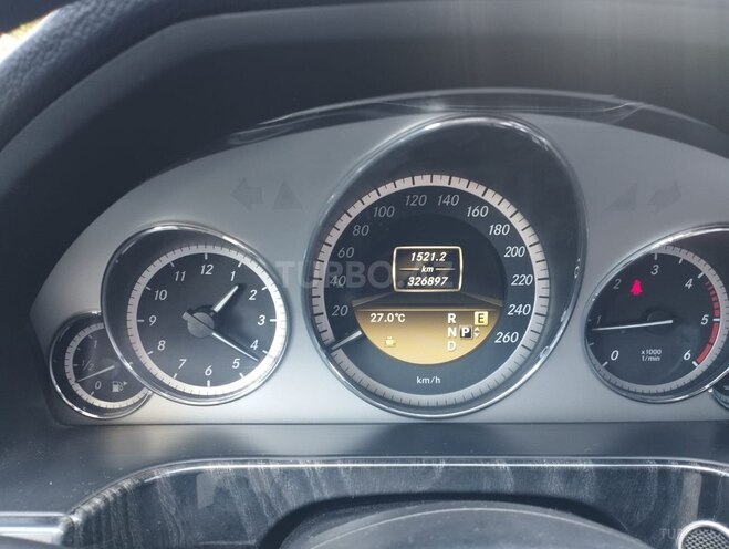 Mercedes E 250 2012, 326,500 km - 2.1 l - Bakı