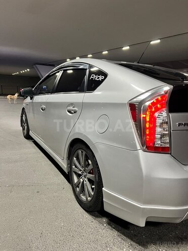Toyota Prius 2015, 381,415 km - 1.8 л - Bakı