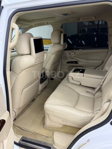 Lexus LX 570 2014, 192,000 km - 5.7 l - Bakı