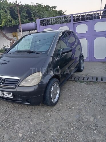 Mercedes A 140 2000, 266,576 km - 1.6 l - Quba
