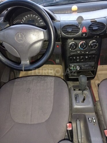 Mercedes A 140 2000, 266,576 km - 1.6 l - Quba
