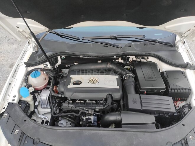 Volkswagen Passat 2010, 212,987 km - 1.8 l - Bakı