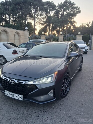 Hyundai Elantra 2019, 167,620 km - 1.6 l - Biləsuvar