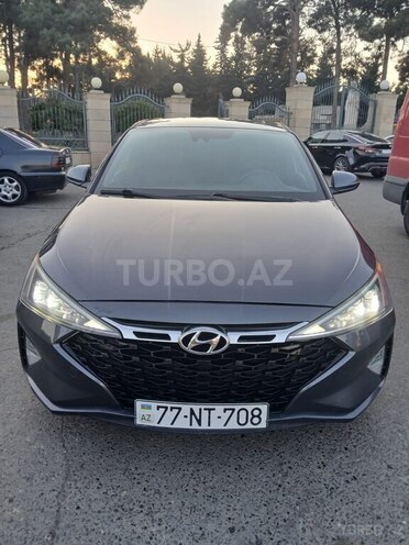 Hyundai Elantra 2019, 167,620 km - 1.6 l - Biləsuvar