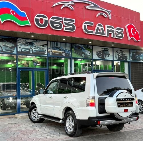 Mitsubishi Pajero 2007, 180,000 km - 3.0 л - Sumqayıt