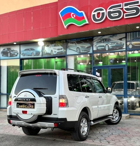 Mitsubishi Pajero 2007, 180,000 km - 3.0 л - Sumqayıt