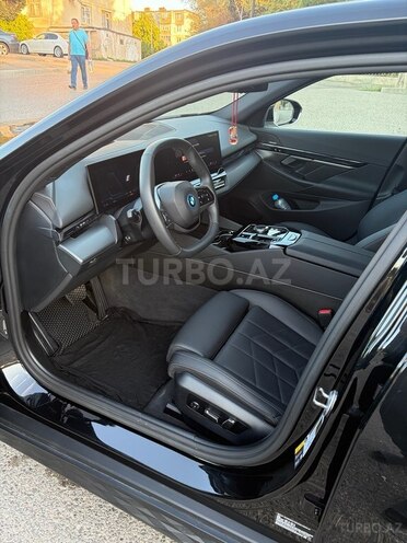 BMW i5 2023, 33,000 km - 0.0 l - Bakı