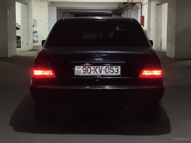 Mercedes C 180 1999, 398,000 km - 1.8 л - Bakı