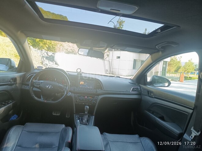 Hyundai Elantra 2017, 168,000 km - 1.6 l - Balakən