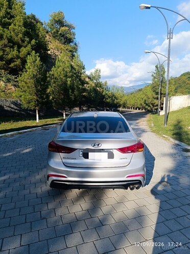 Hyundai Elantra 2017, 168,000 km - 1.6 l - Balakən