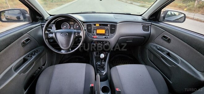 Kia Rio 2009, 285,000 km - 1.4 l - Bakı