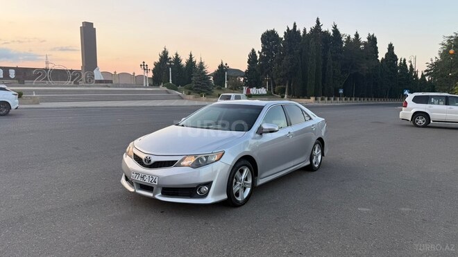 Toyota Camry 2013, 201,007 km - 2.5 л - Göygöl