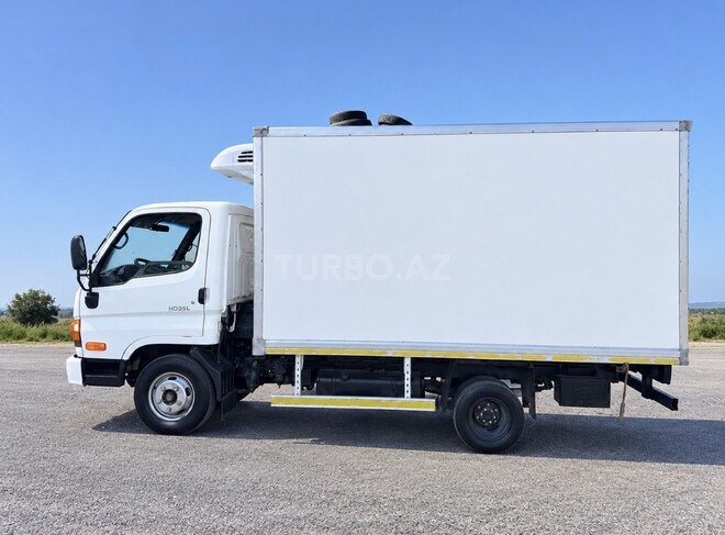 Hyundai  2020, 180,000 km - 3.9 l - Bakı