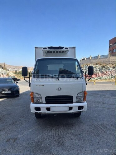 Hyundai  2020, 180,000 km - 3.9 l - Bakı