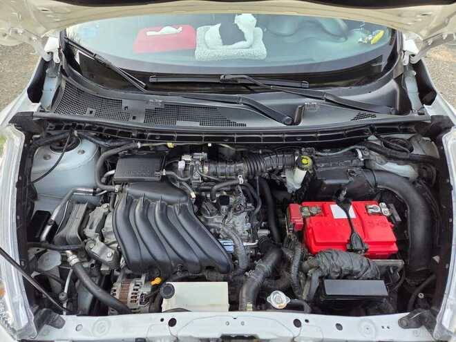 Nissan Juke 2012, 351,157 km - 1.6 л - Yevlax