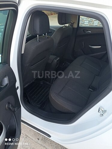 Opel Astra 2011, 216,800 km - 1.3 l - Neftçala