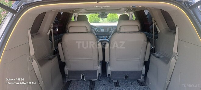 Kia Carnival 2018, 131,000 km - 2.2 l - Bakı