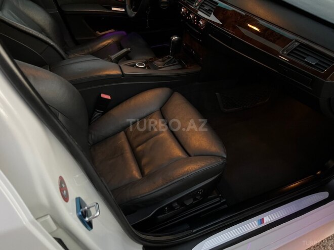 BMW 530 2006, 319,000 km - 3.0 l - Bakı