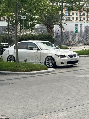 BMW 530 2006, 319,000 km - 3.0 l - Bakı