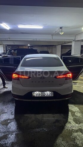 Hyundai Elantra 2019, 154,000 km - 1.6 л - Bakı