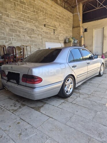 Mercedes E 280 1998, 380,000 km - 2.8 l - Bakı