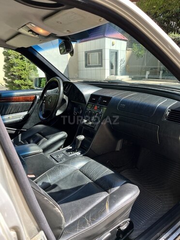 Mercedes C 220 2000, 454,000 km - 2.2 l - Bakı