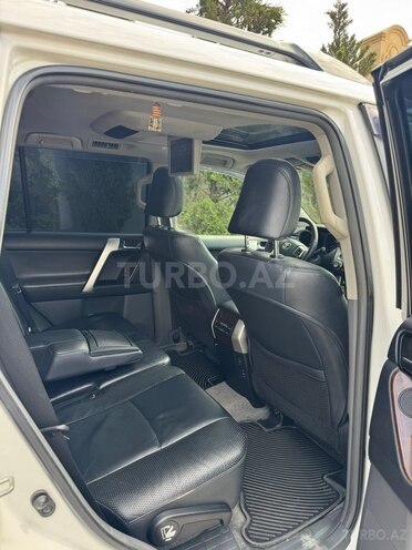 Toyota Land Cruiser Prado 2010, 230,000 km - 4.0 l - Sabirabad