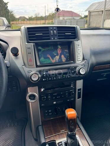 Toyota Land Cruiser Prado 2010, 230,000 km - 4.0 l - Sabirabad