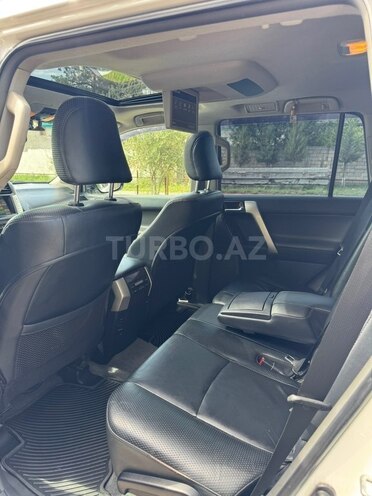 Toyota Land Cruiser Prado 2010, 230,000 km - 4.0 l - Sabirabad