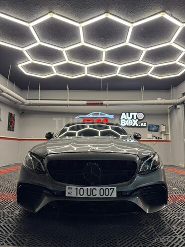 Mercedes E 300 4MATIC 2017, 141,000 km - 2.0 l - Bakı