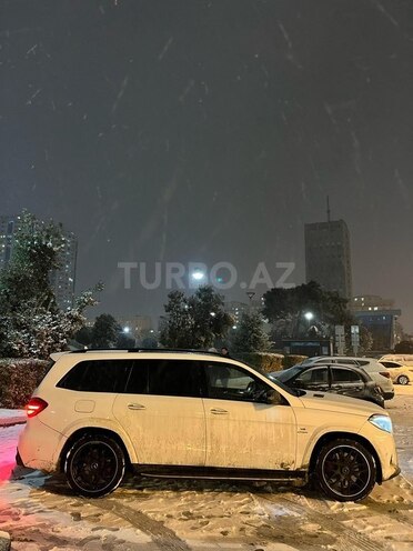Mercedes GLS 400 4MATIC 2017, 204,000 km - 3.0 l - Bakı