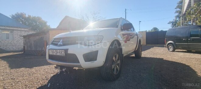 Mitsubishi L200 2014, 491,222 km - 2.5 l - Ağstafa