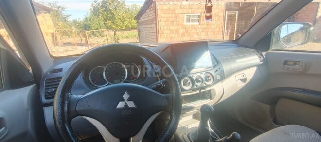 Mitsubishi L200 2014, 491,222 km - 2.5 l - Ağstafa