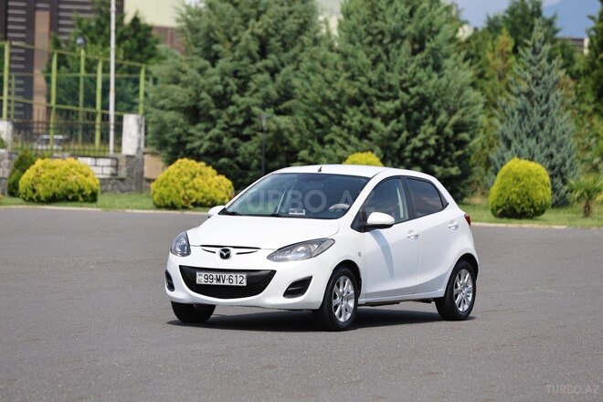 Mazda 2 2013, 265,000 km - 1.5 l - Qax