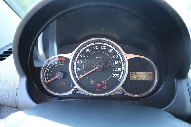 Mazda 2 2013, 265,000 km - 1.5 l - Qax