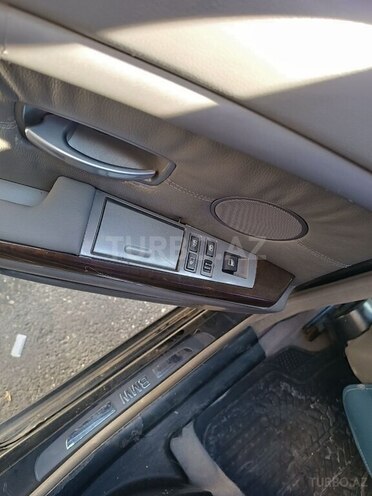 BMW 745 2001, 300,000 km - 4.4 l - Bakı