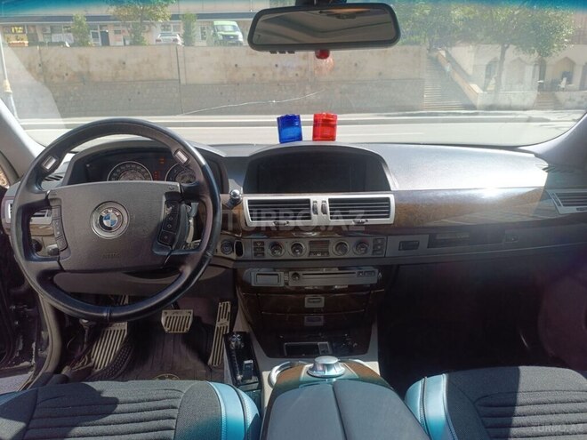BMW 745 2001, 300,000 km - 4.4 l - Bakı