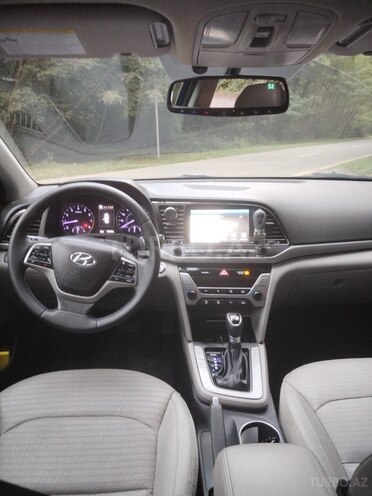 Hyundai Elantra 2016, 114,263 km - 2.0 l - Qəbələ
