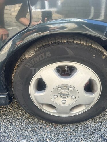Opel Vectra 1999, 215,550 km - 2.0 l - Bakı