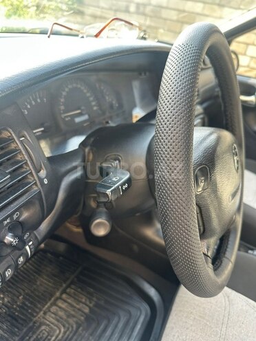 Opel Vectra 1999, 215,550 km - 2.0 l - Bakı