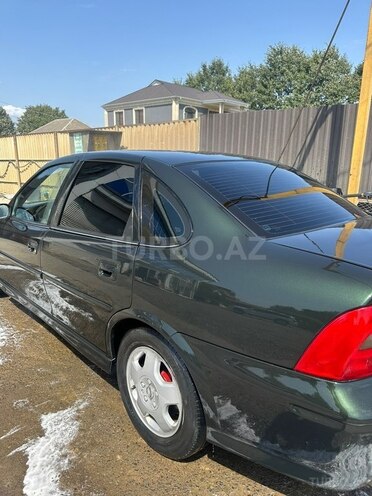 Opel Vectra 1999, 215,550 km - 2.0 l - Bakı