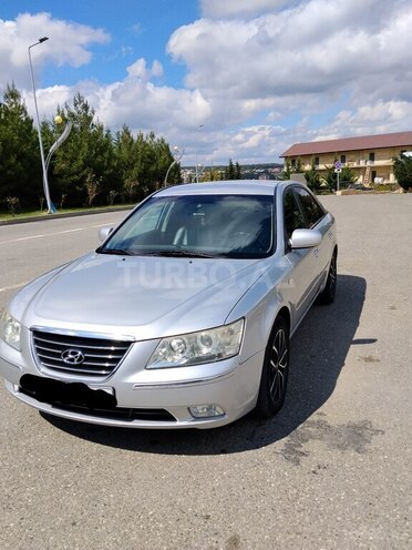 Hyundai Sonata 2009, 153,954 km - 2.0 л - Qusar