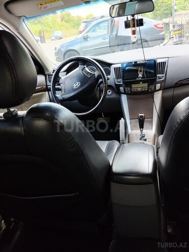 Hyundai Sonata 2009, 153,954 km - 2.0 л - Qusar