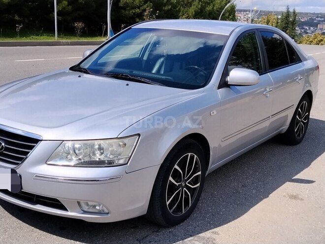 Hyundai Sonata 2009, 153,954 km - 2.0 л - Qusar