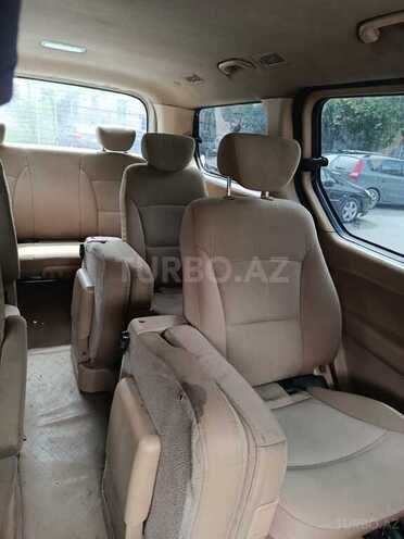 Hyundai H-1 2010, 500,000 km - 2.5 л - Bakı