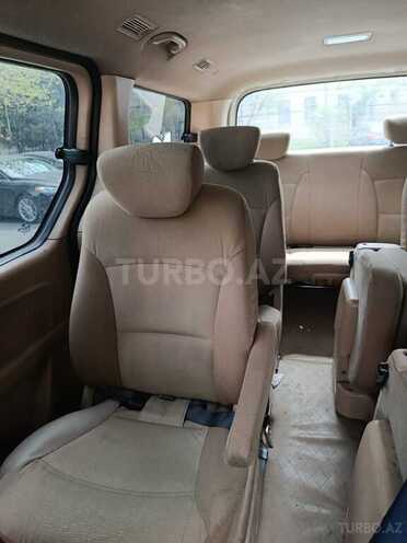 Hyundai H-1 2010, 500,000 km - 2.5 л - Bakı