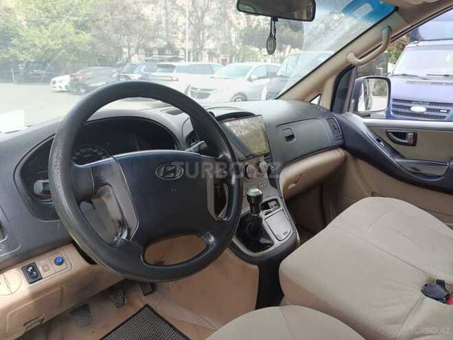 Hyundai H-1 2010, 500,000 km - 2.5 л - Bakı